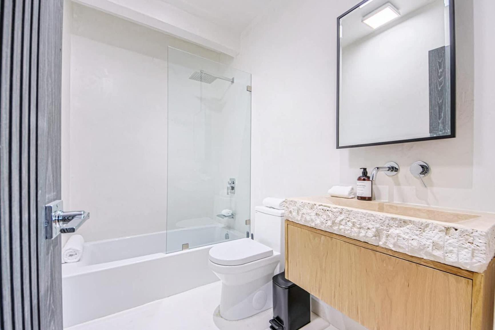 Ferienhaus Modern W Jacuzzi Sauna&garden *